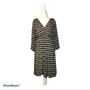 MAX STUDIO Stretch Graphic VNeck Bell Sleeve Dress